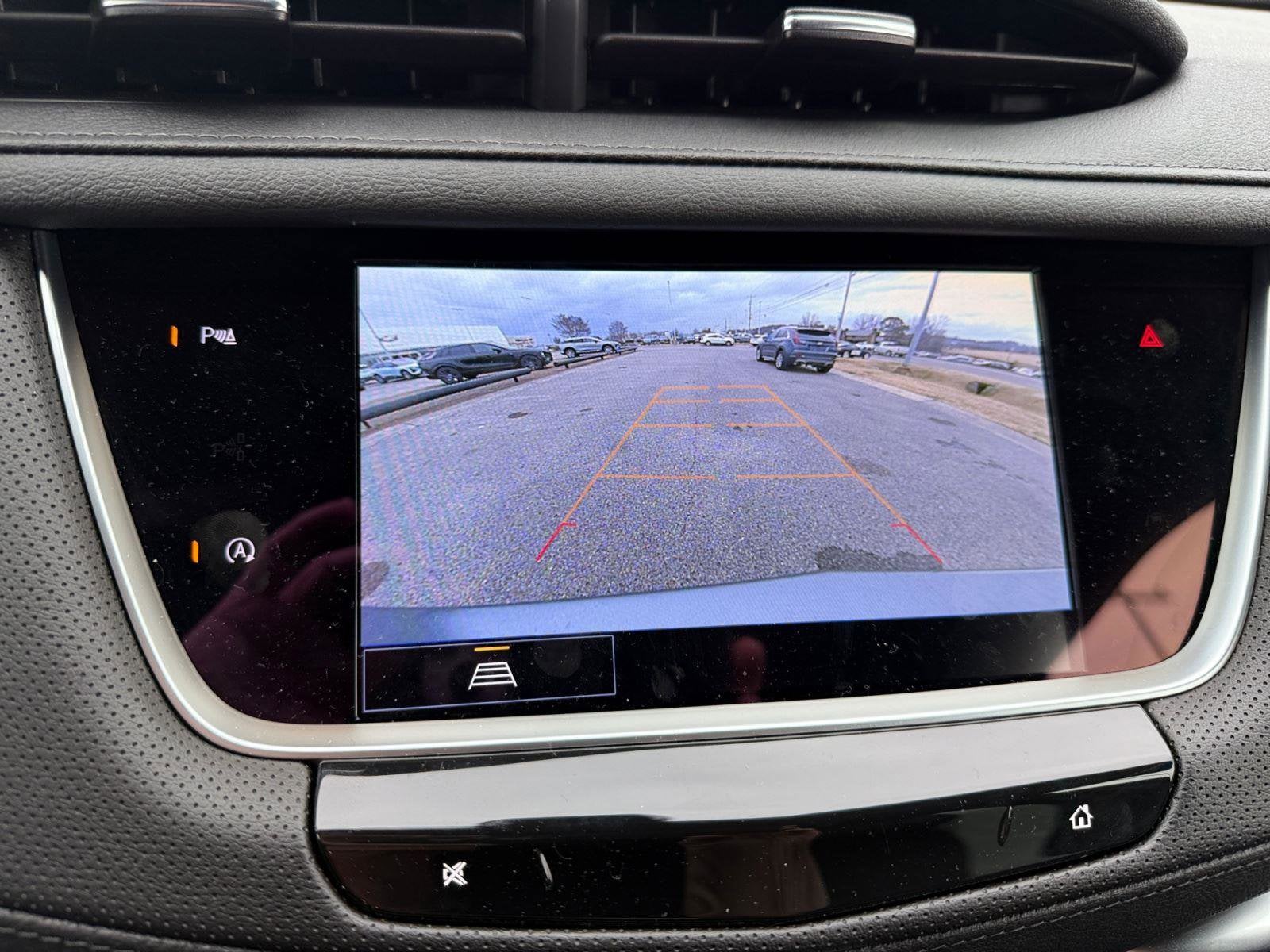 2025 Cadillac XT5 Luxury