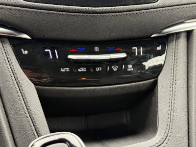 2025 Cadillac XT5 Luxury