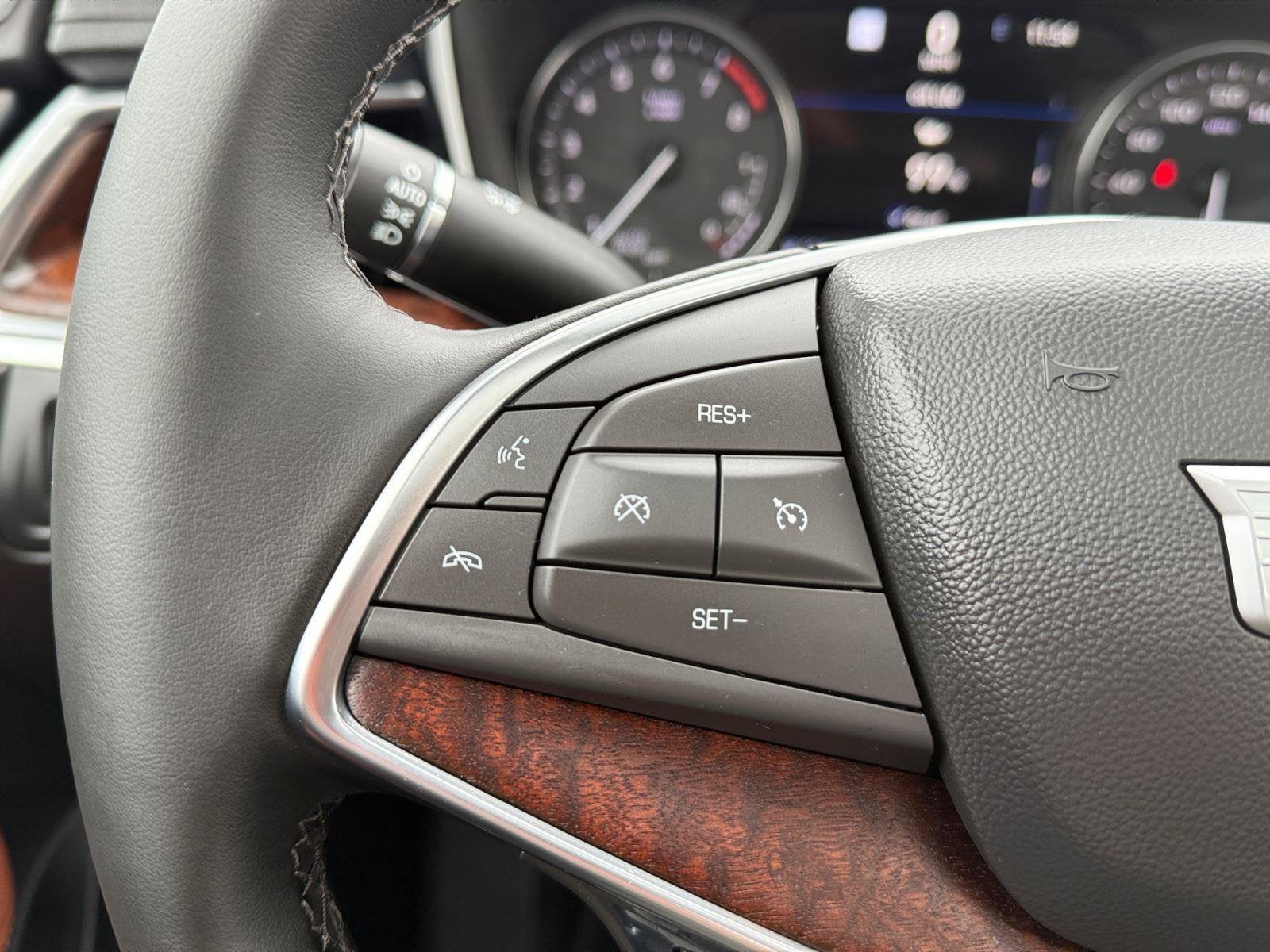 2025 Cadillac XT5 Premium Luxury