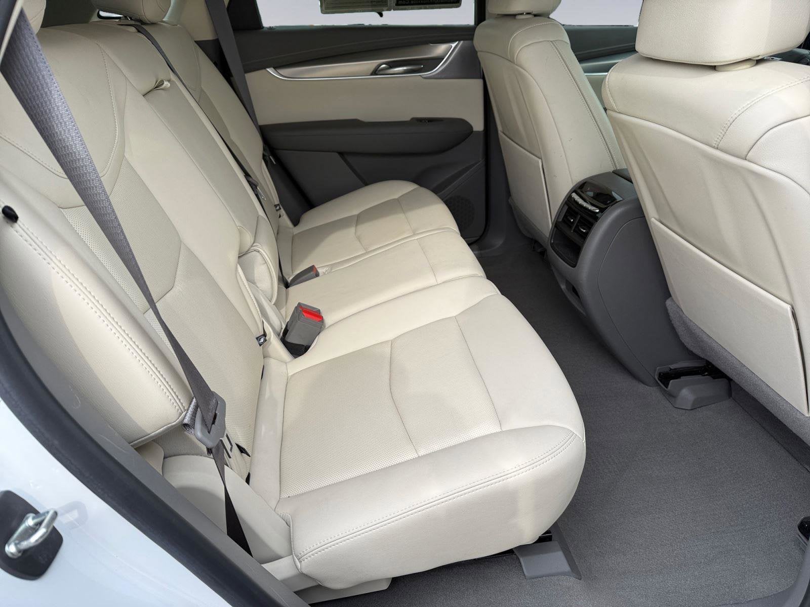 2021 Cadillac XT5 Base