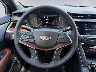 2026 Cadillac XT5 Premium Luxury