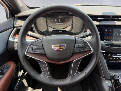 2026 Cadillac XT5 Premium Luxury