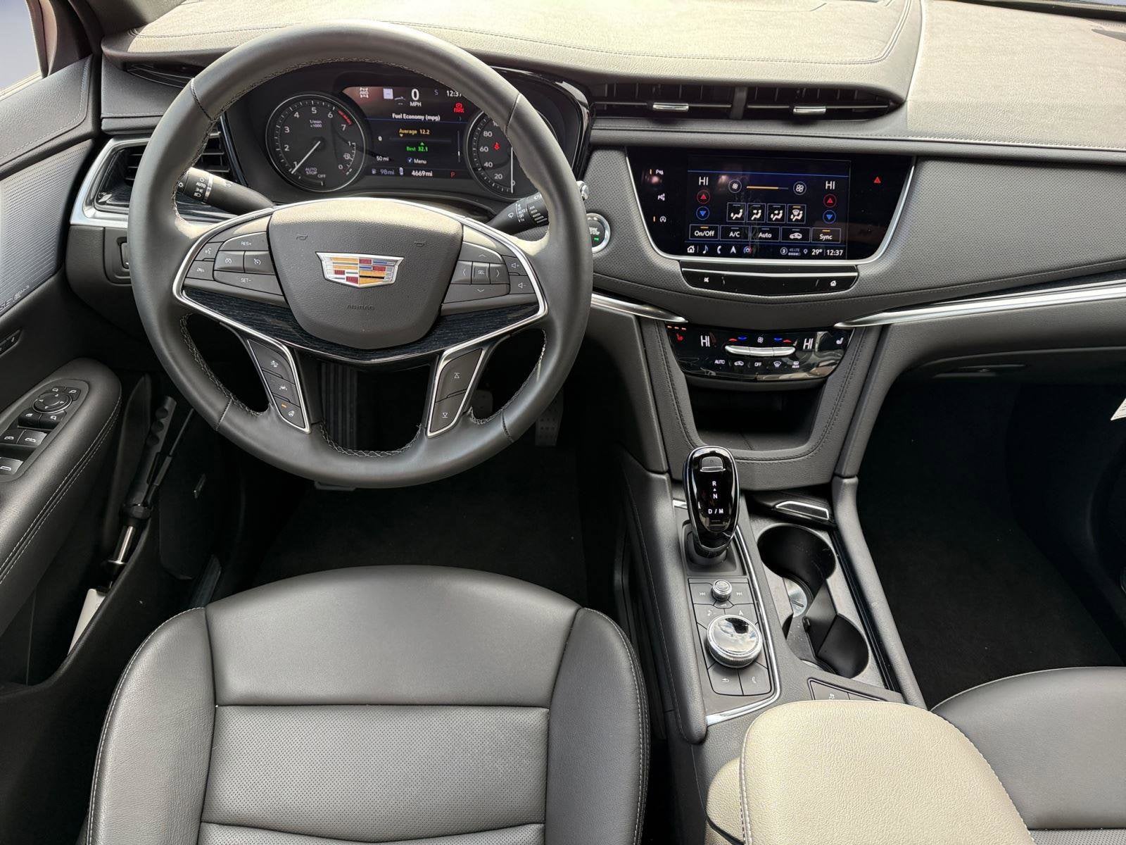 2025 Cadillac XT5 Premium Luxury