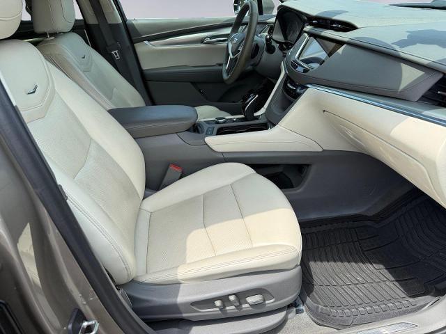 2023 Cadillac XT5 AWD 4dr Premium Luxury