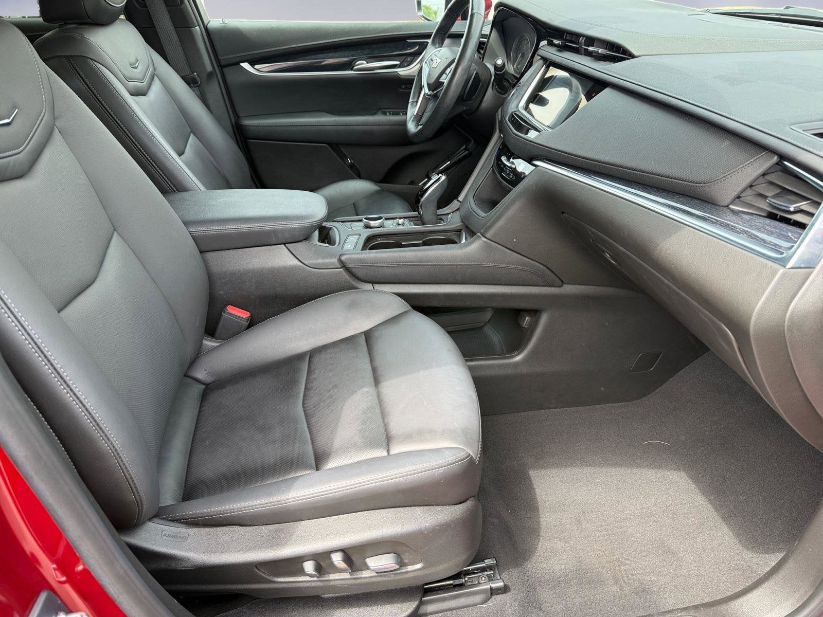 2023 Cadillac XT5 Base