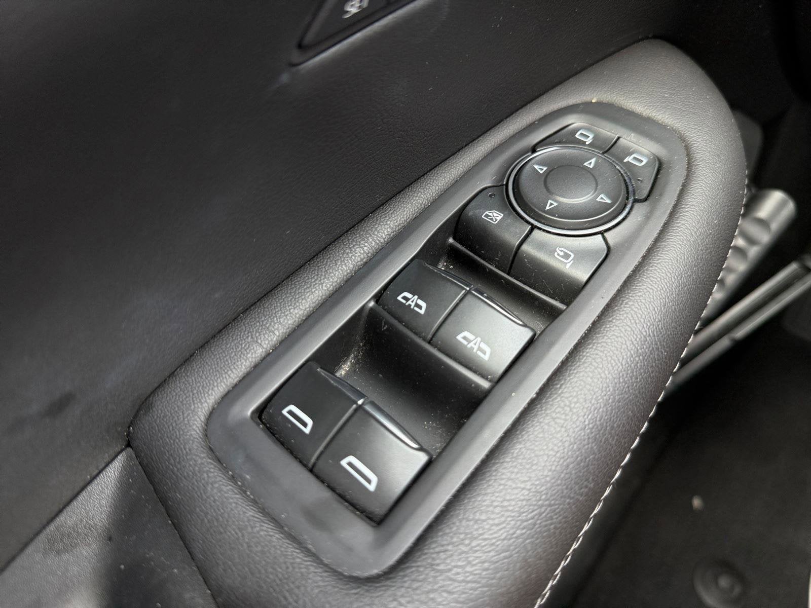 2023 Cadillac XT5 Base