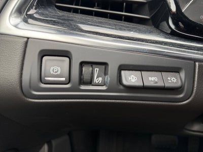 2023 Cadillac XT5 Base