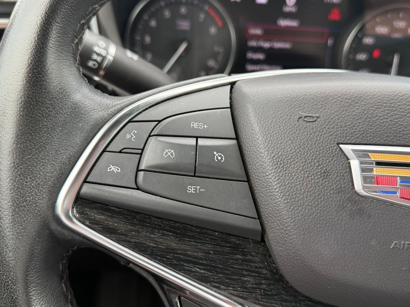 2023 Cadillac XT5 Base