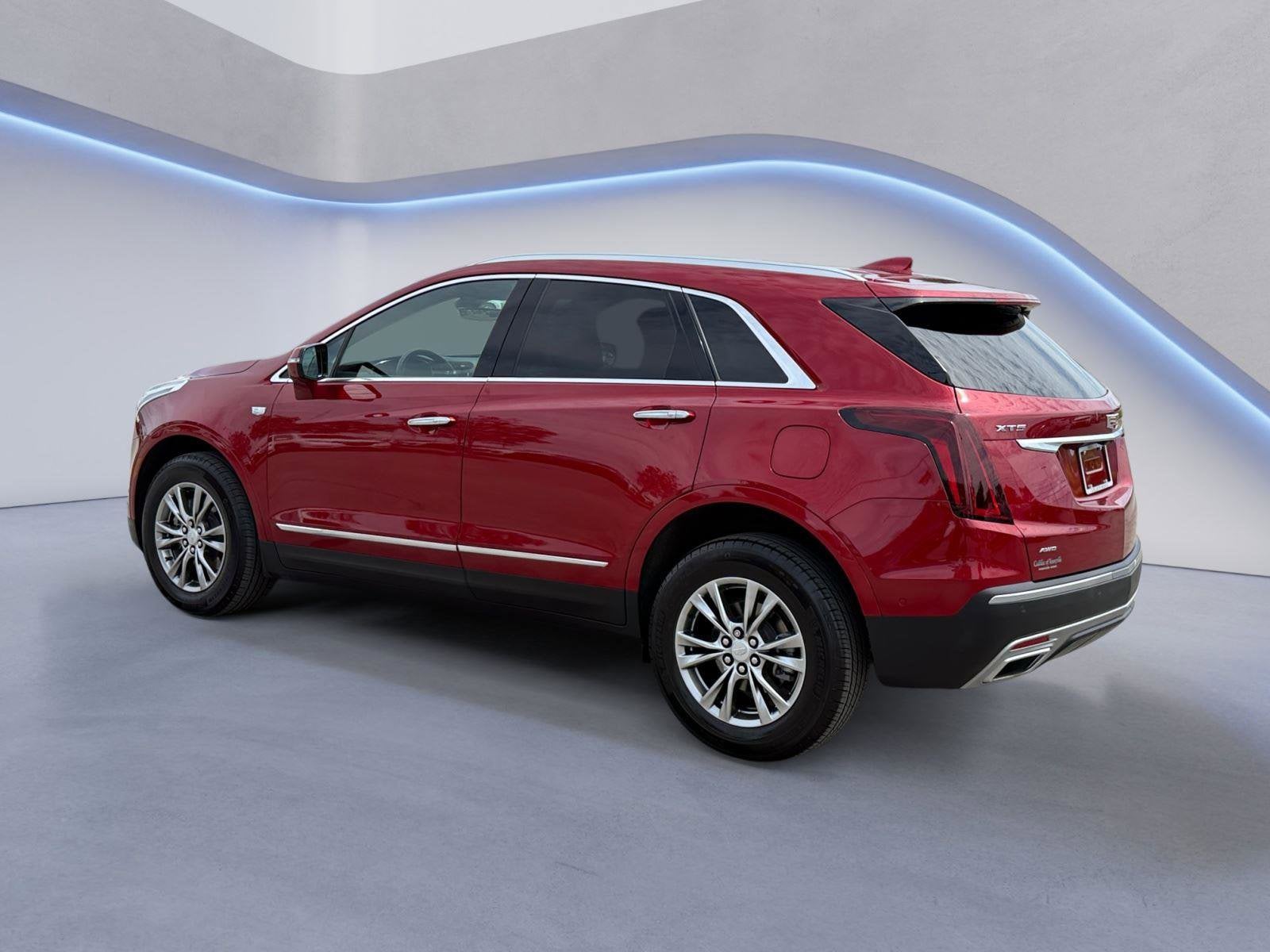 2023 Cadillac XT5 Base