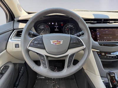 2023 Cadillac XT5 Base