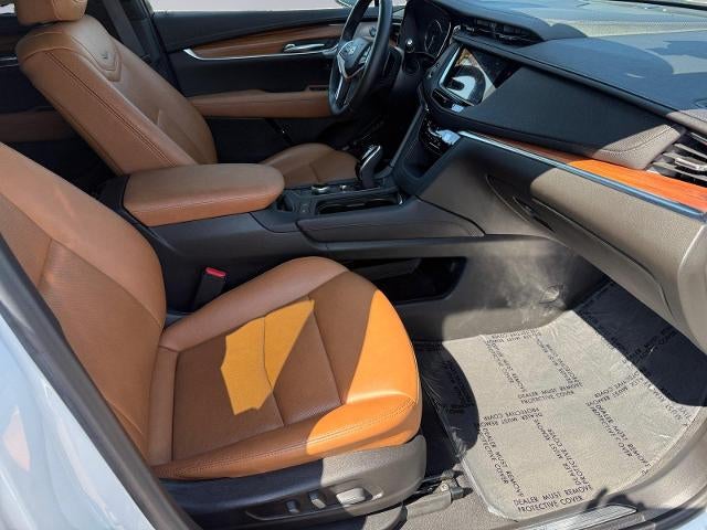 2021 Cadillac XT5 AWD 4dr Premium Luxury