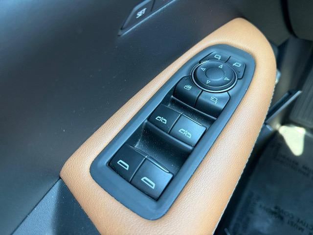 2021 Cadillac XT5 AWD 4dr Premium Luxury