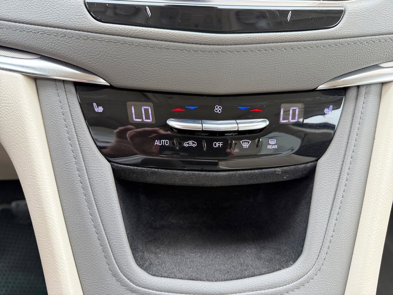 2019 Cadillac XT5 Base