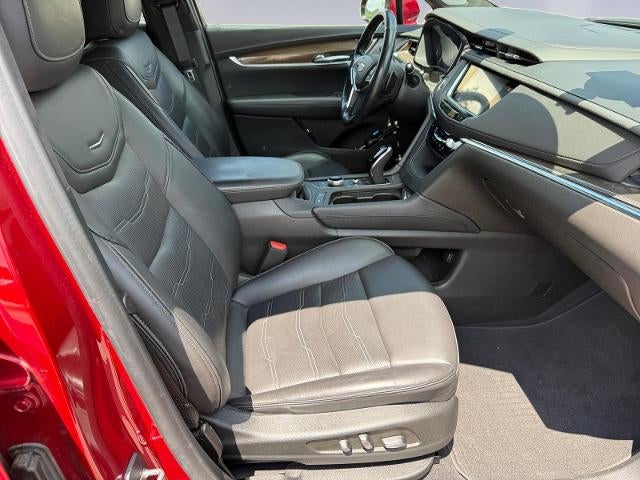 2022 Cadillac XT5 AWD 4dr Premium Luxury