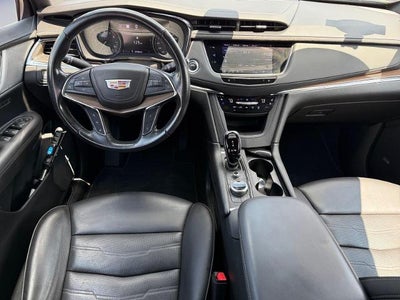 2022 Cadillac XT5 AWD 4dr Premium Luxury