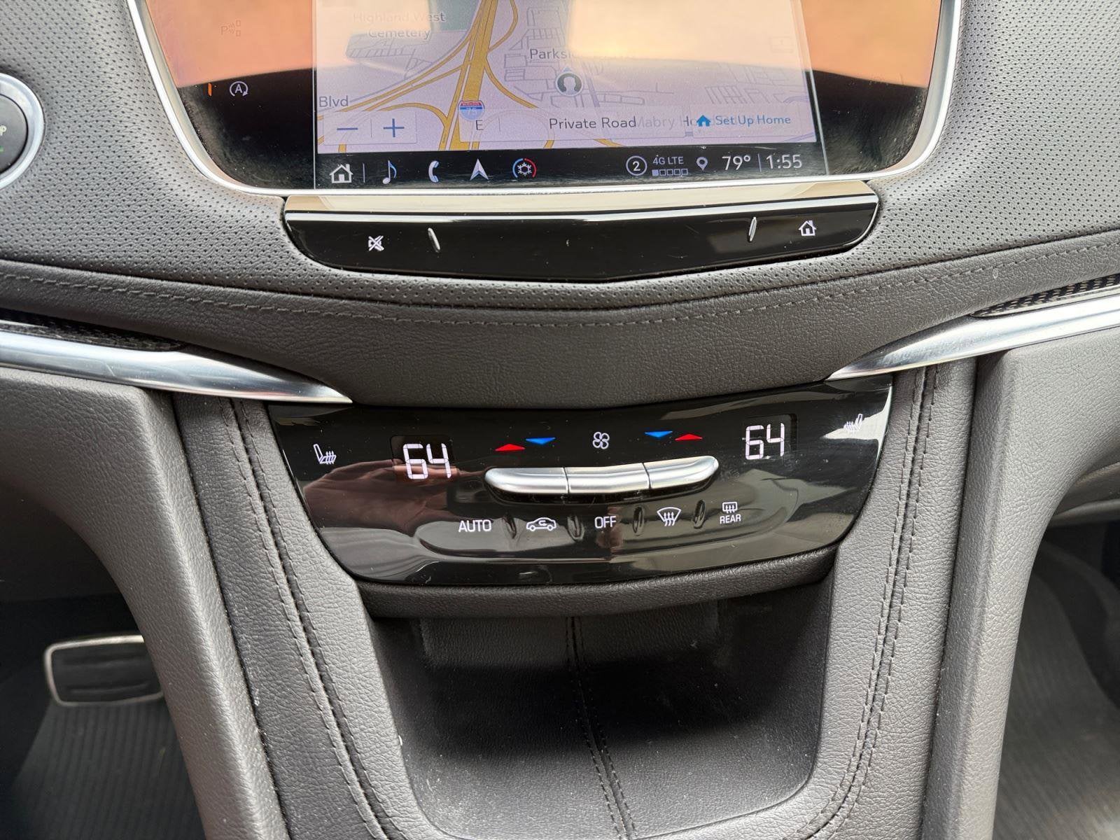 2023 Cadillac XT5 Base