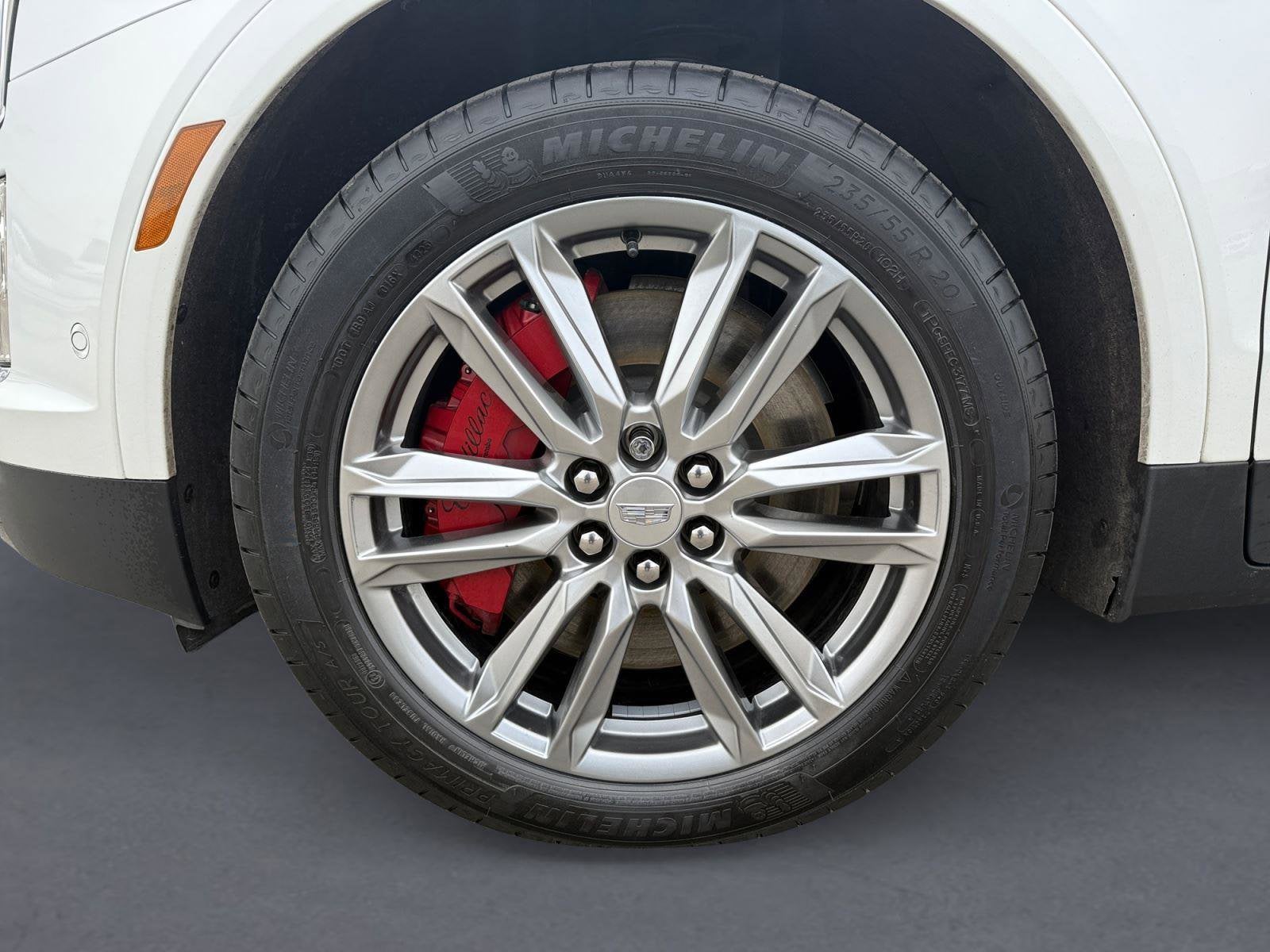 2023 Cadillac XT5 Base