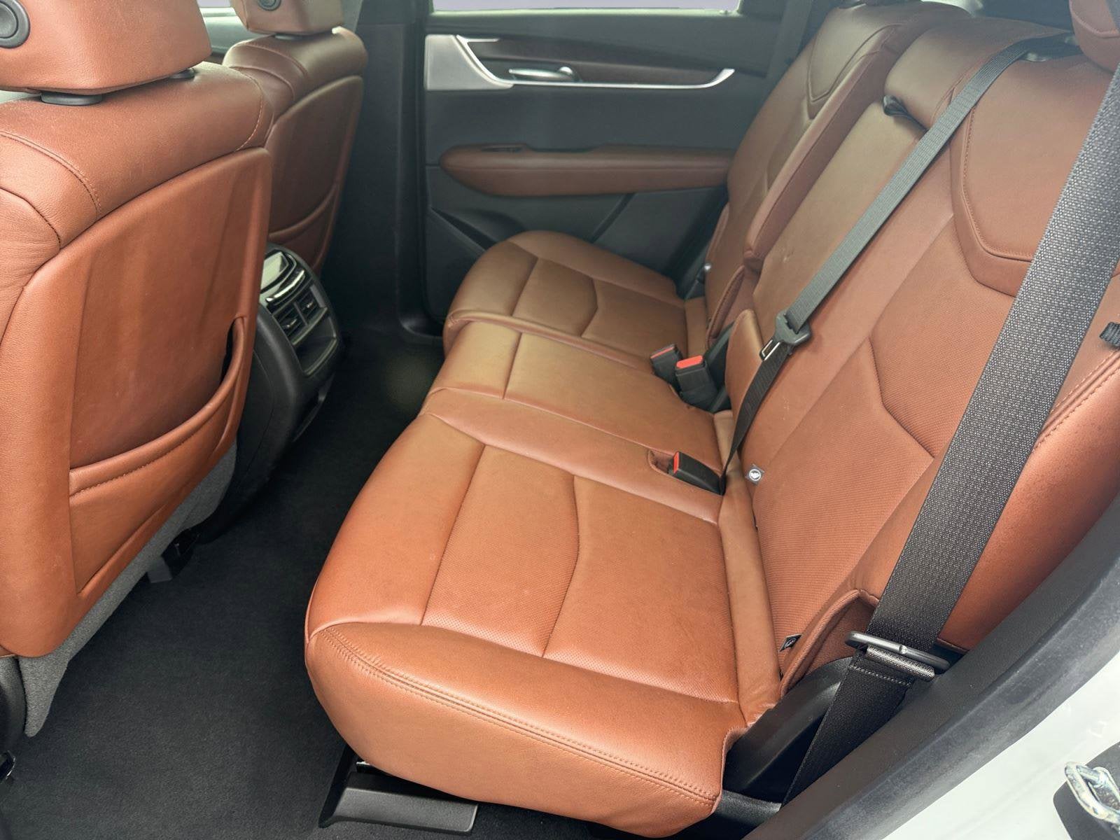 2023 Cadillac XT5 Base