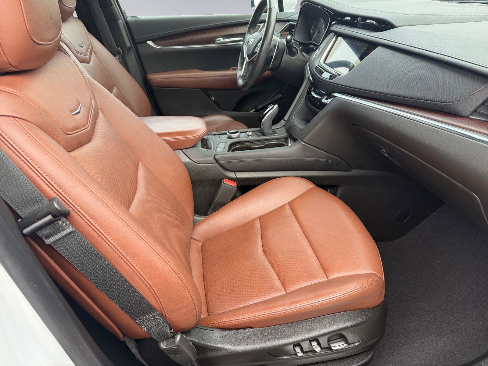 2023 Cadillac XT5 Base