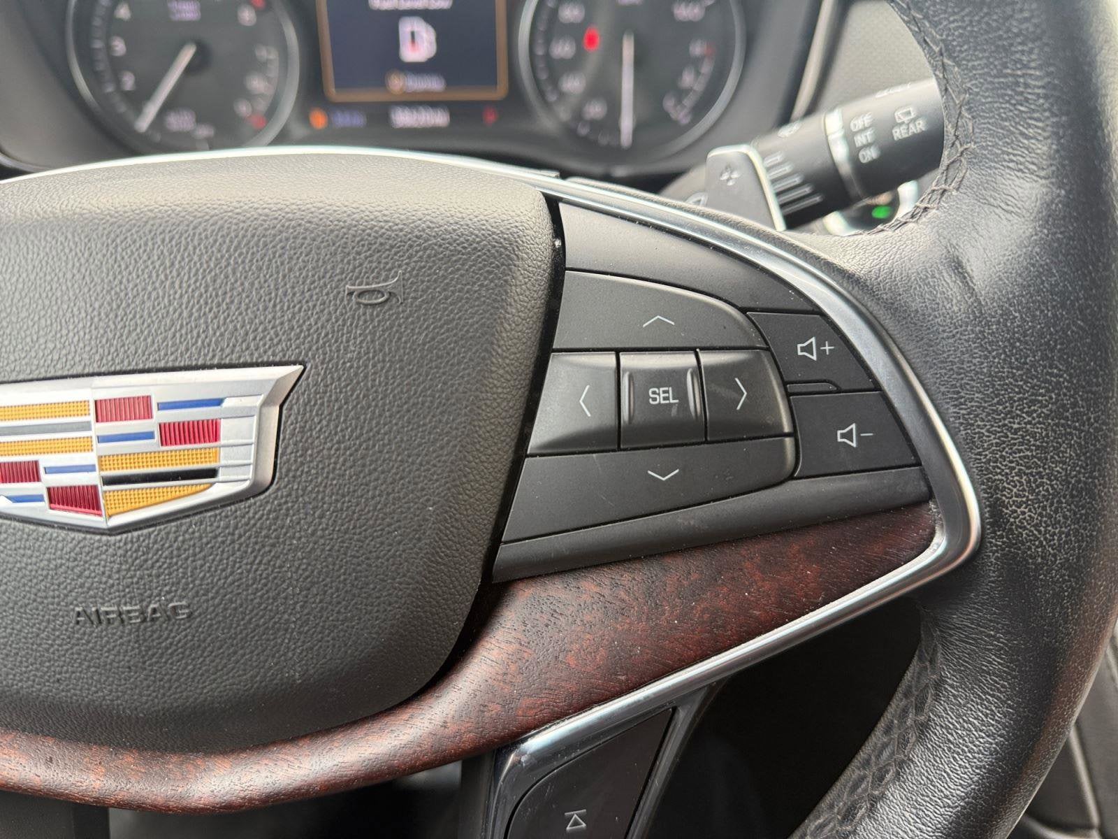 2023 Cadillac XT5 Base