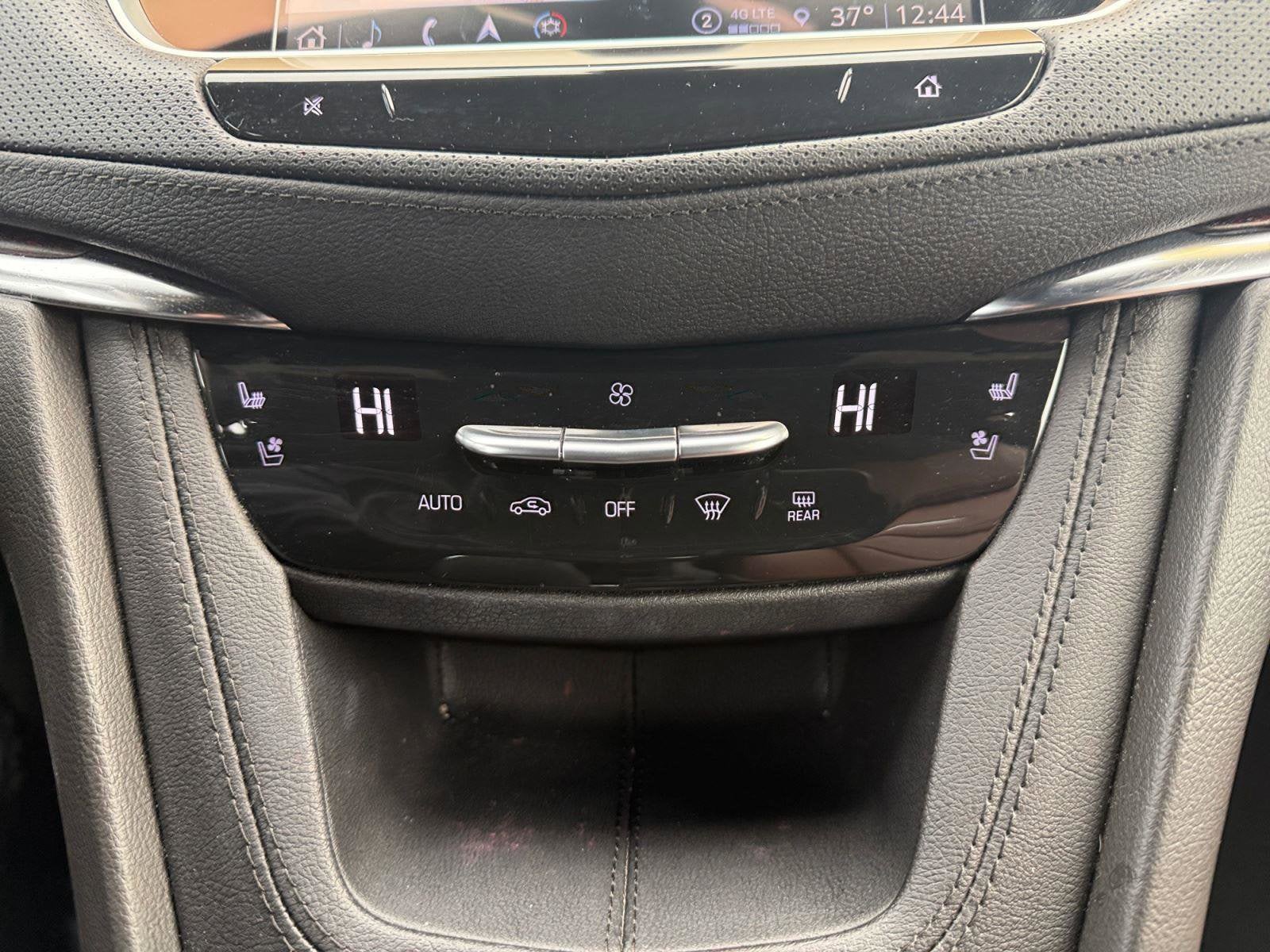 2023 Cadillac XT5 Base