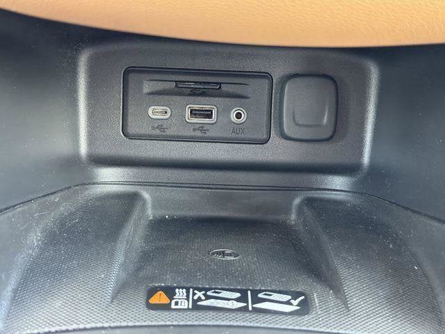 2024 Cadillac XT5 Base