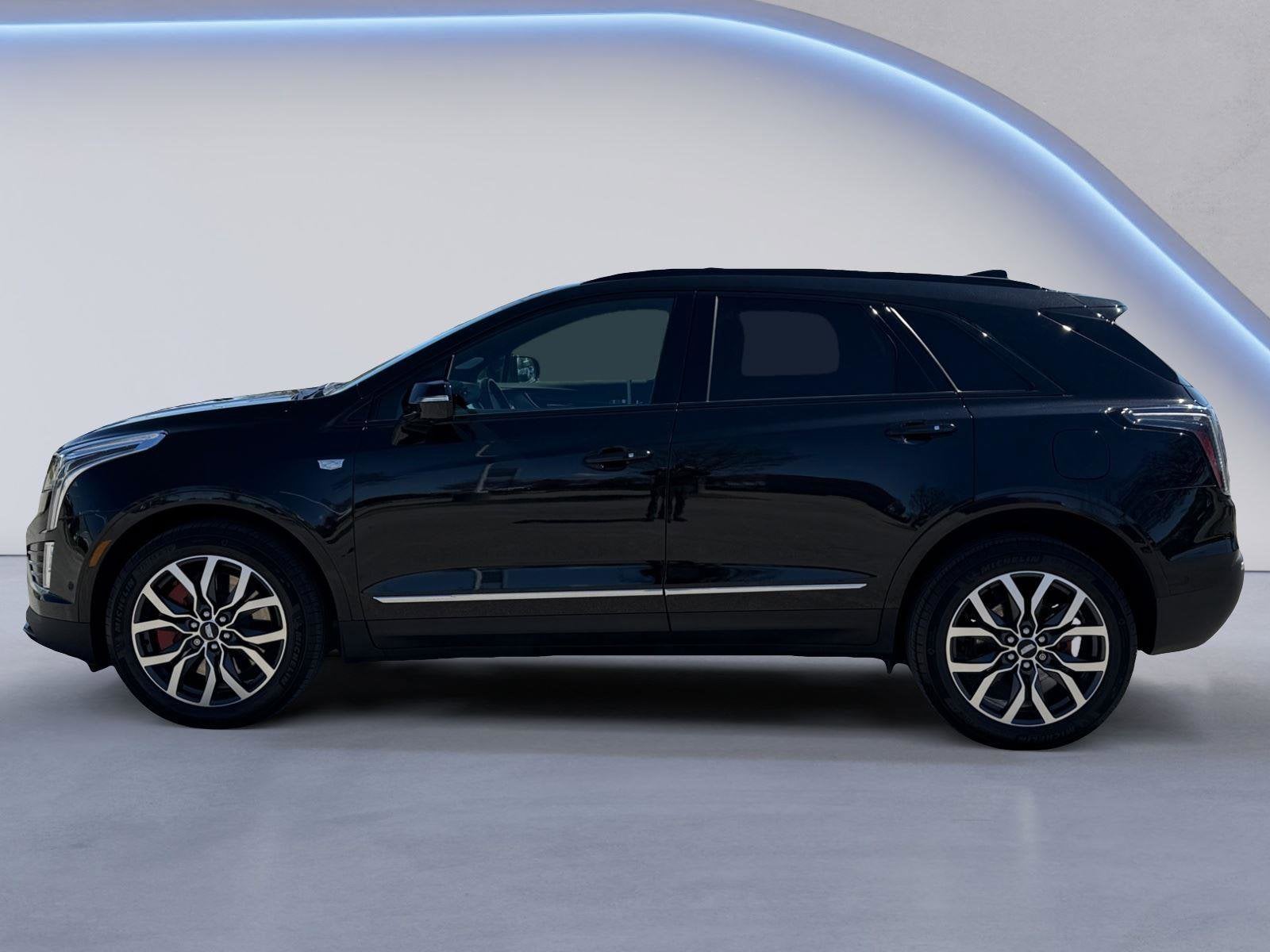 2023 Cadillac XT5 Base