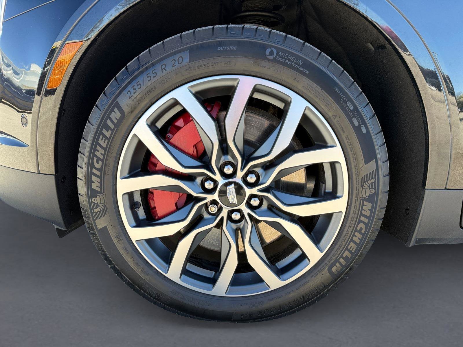 2023 Cadillac XT5 Base