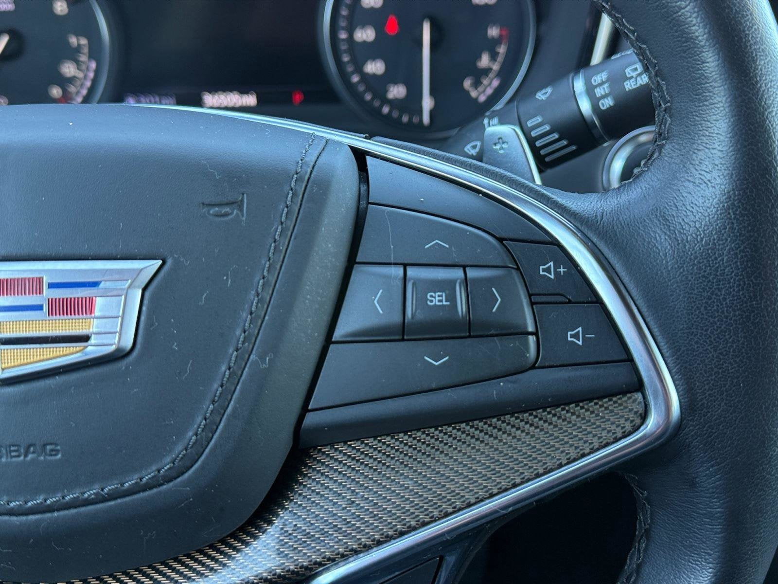 2023 Cadillac XT5 Base