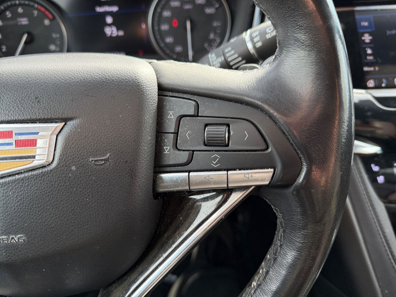 2021 Cadillac XT6 Base