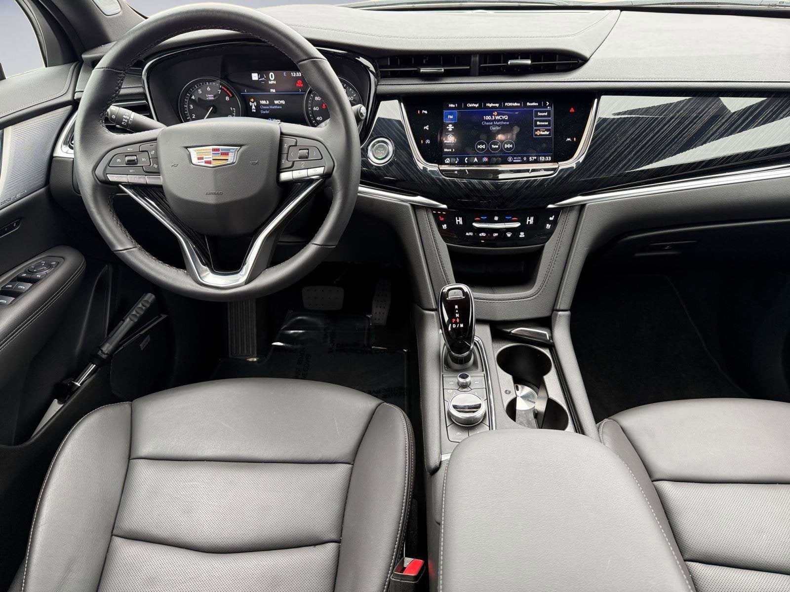 2025 Cadillac XT6 Premium Luxury