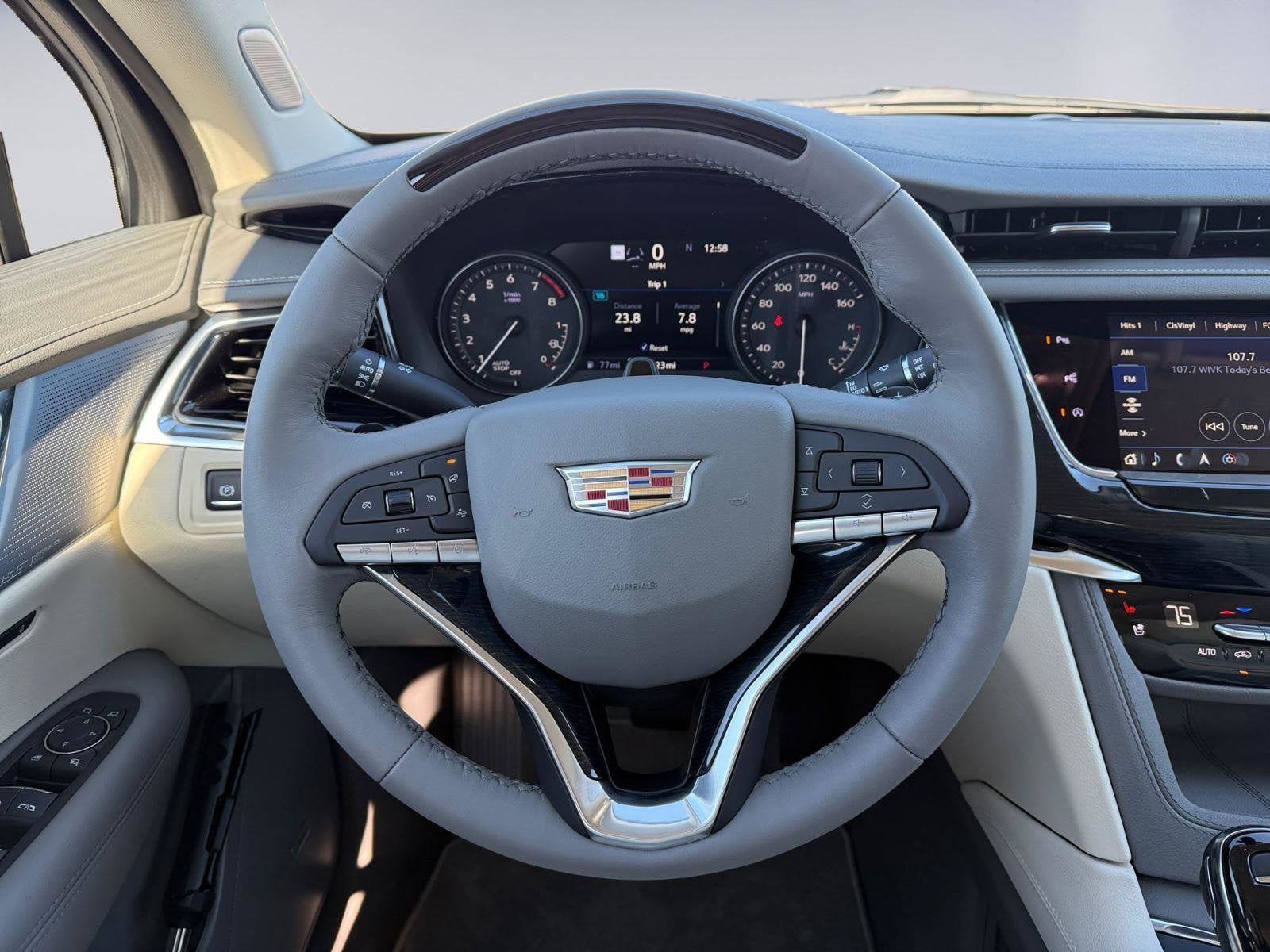 2025 Cadillac XT6 Premium Luxury