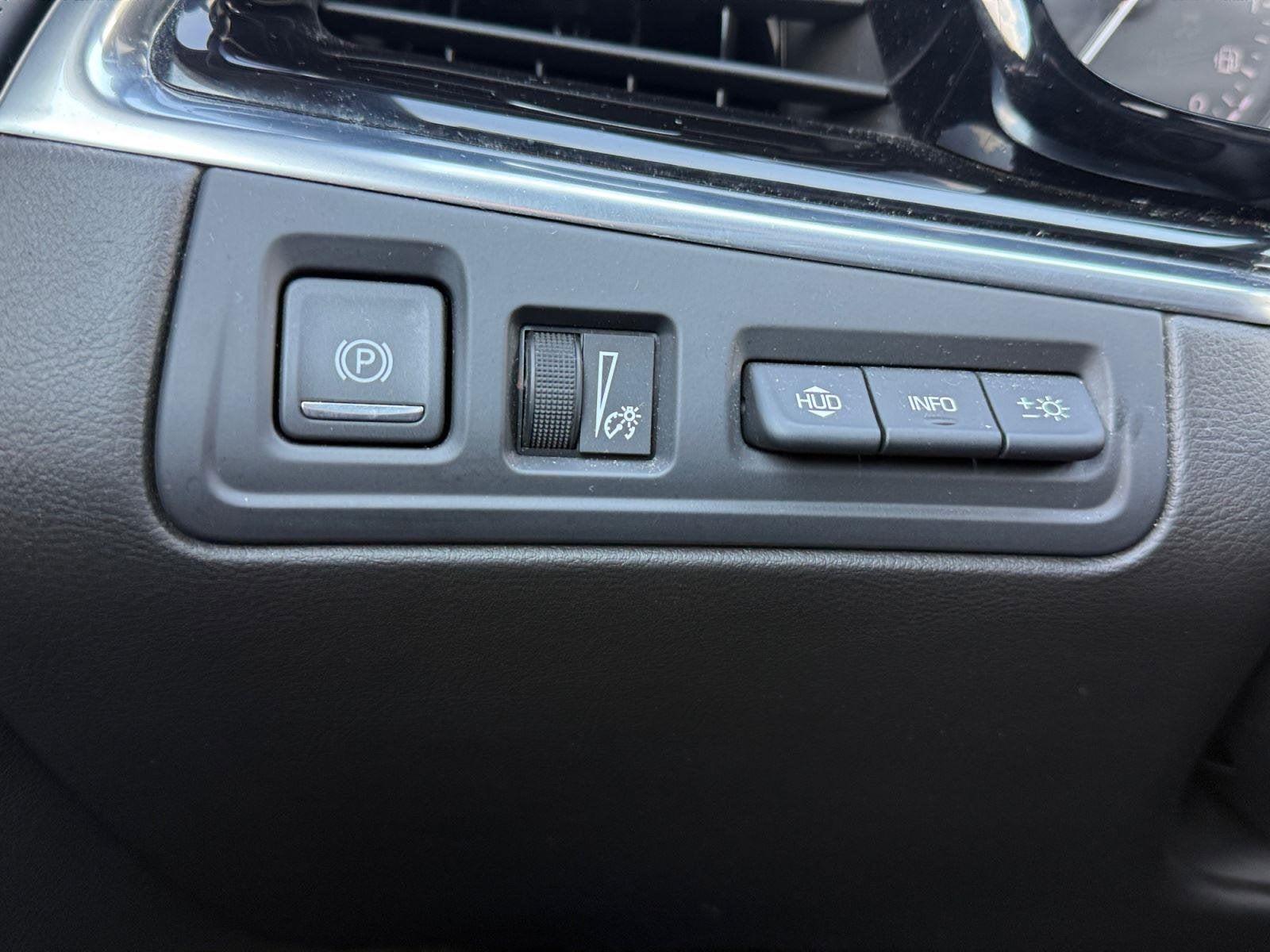 2020 Cadillac XT6 Base