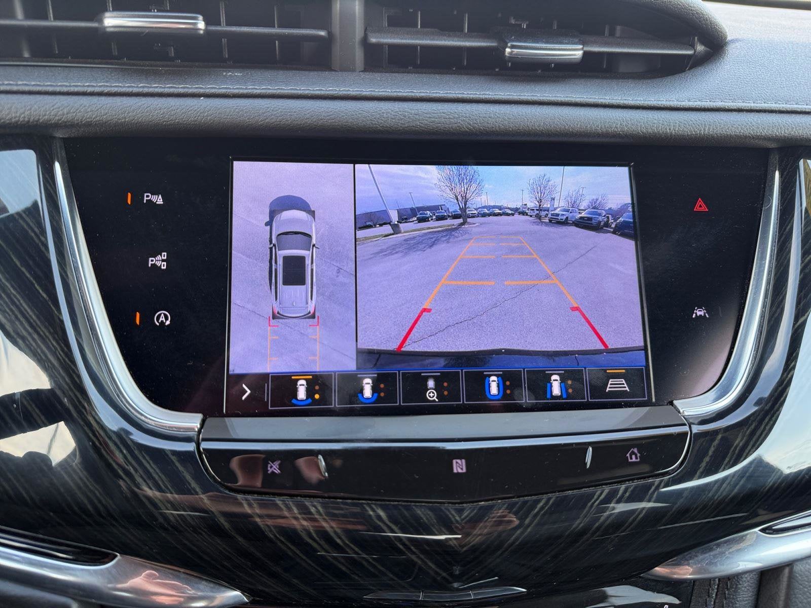 2020 Cadillac XT6 Base