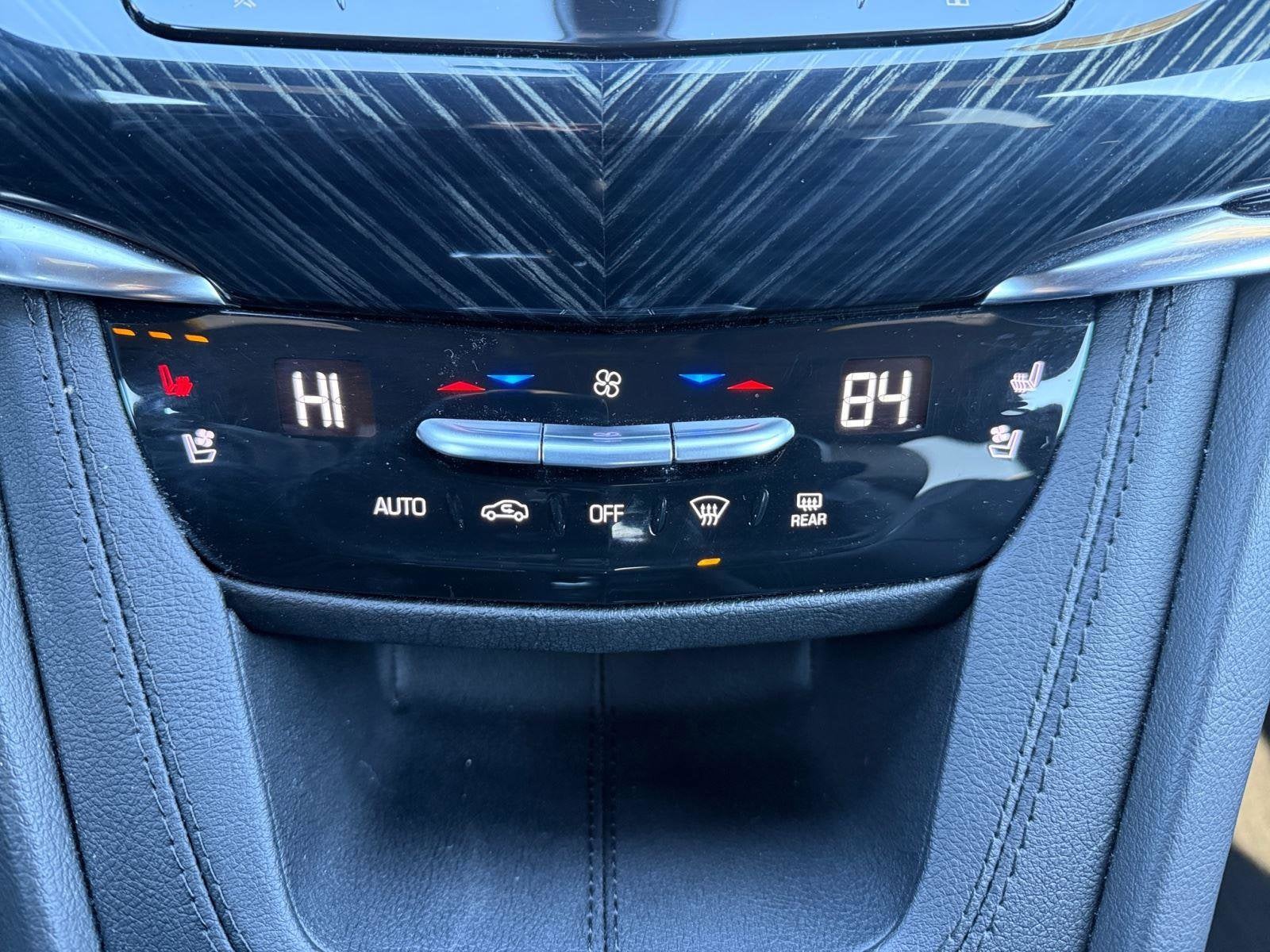 2024 Cadillac XT6 Base