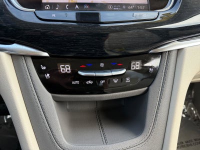 2024 Cadillac XT6 Base