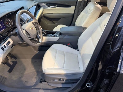 2024 Cadillac XT6 Base