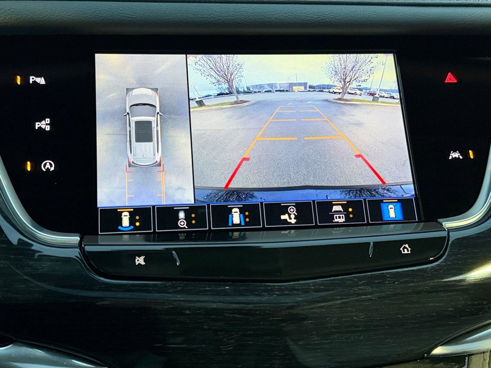 2024 Cadillac XT6 Base