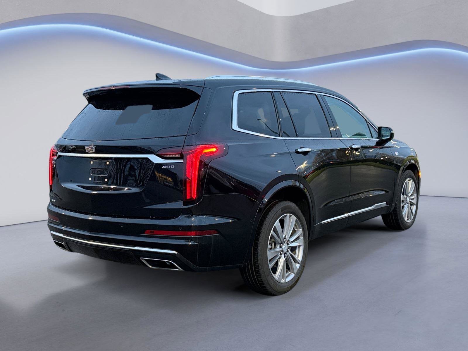 2024 Cadillac XT6 Base