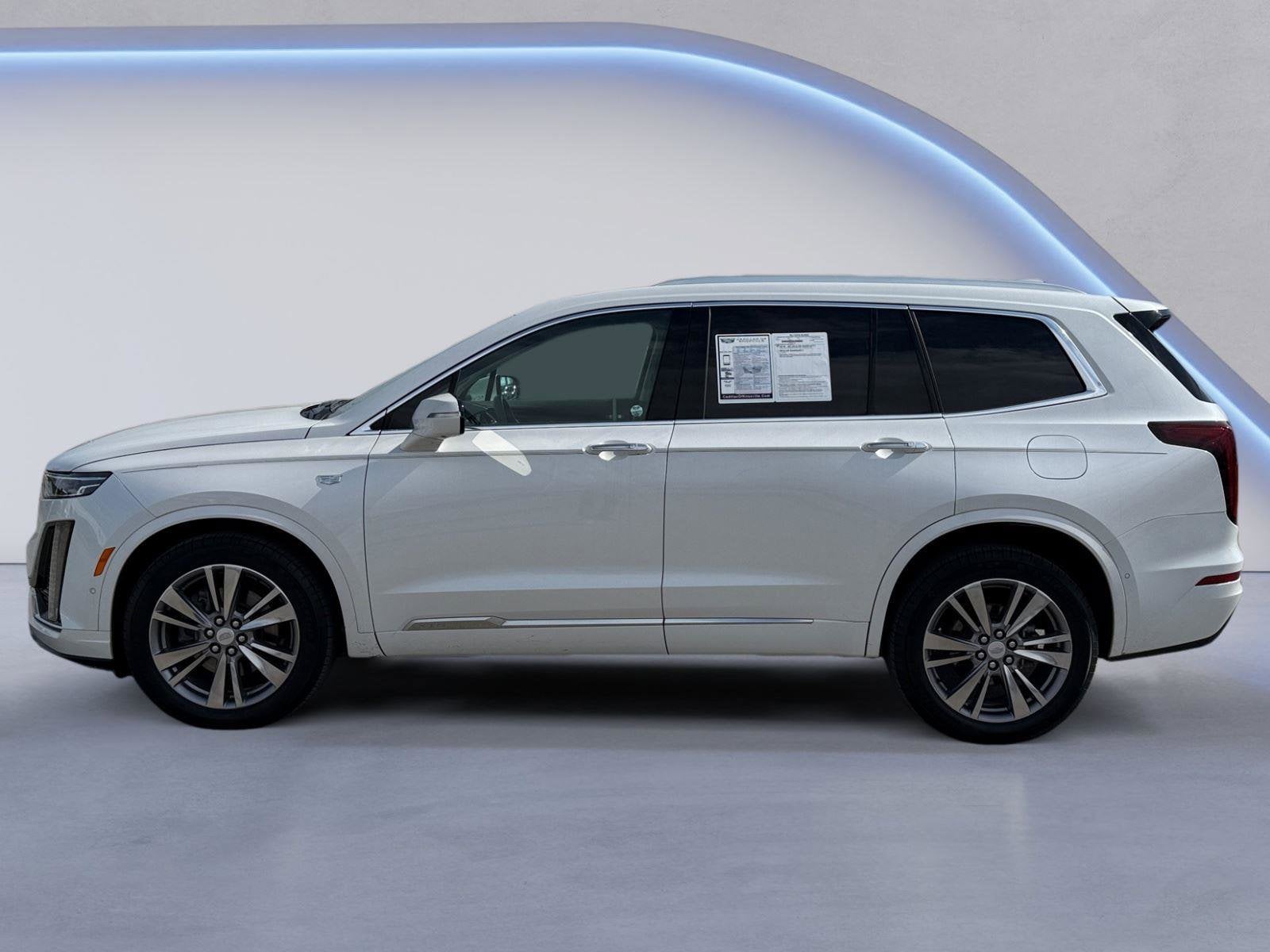 2024 Cadillac XT6 Base