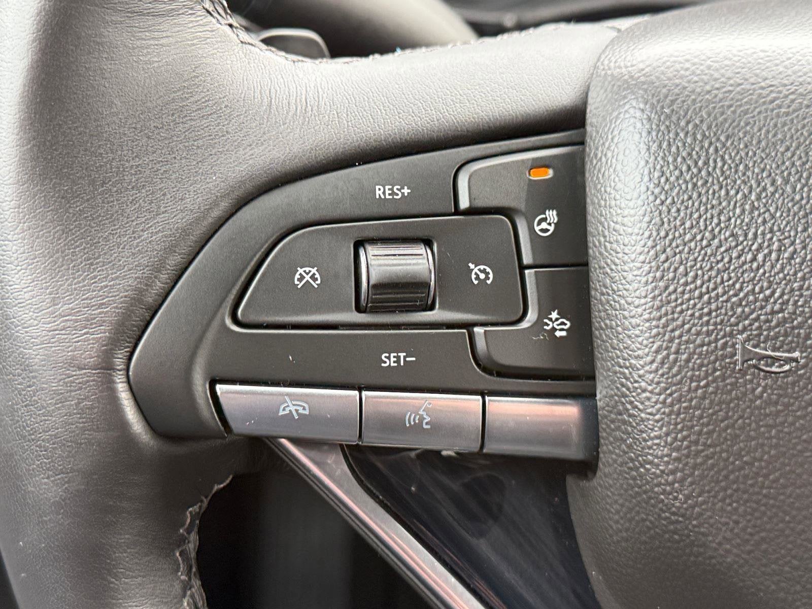 2024 Cadillac XT6 Base