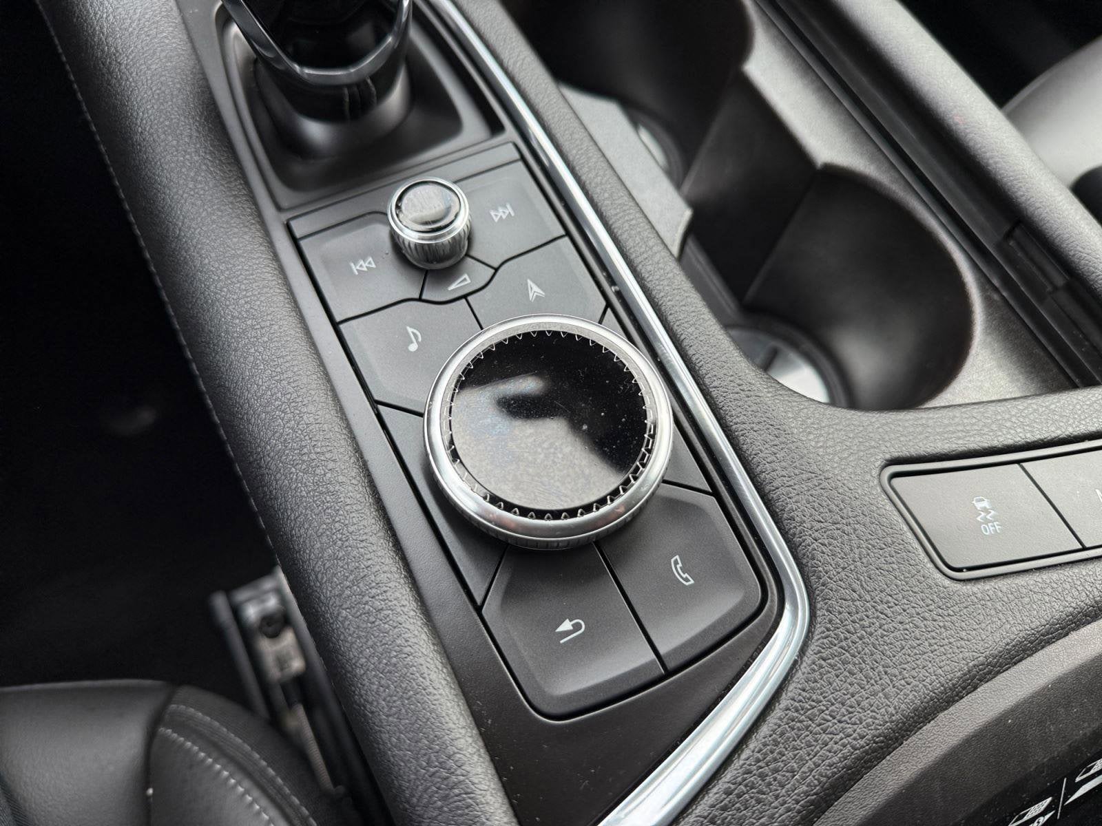 2024 Cadillac XT6 Base