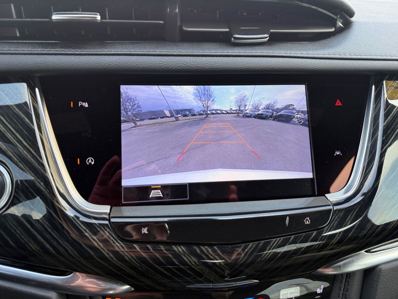 2024 Cadillac XT6 Base