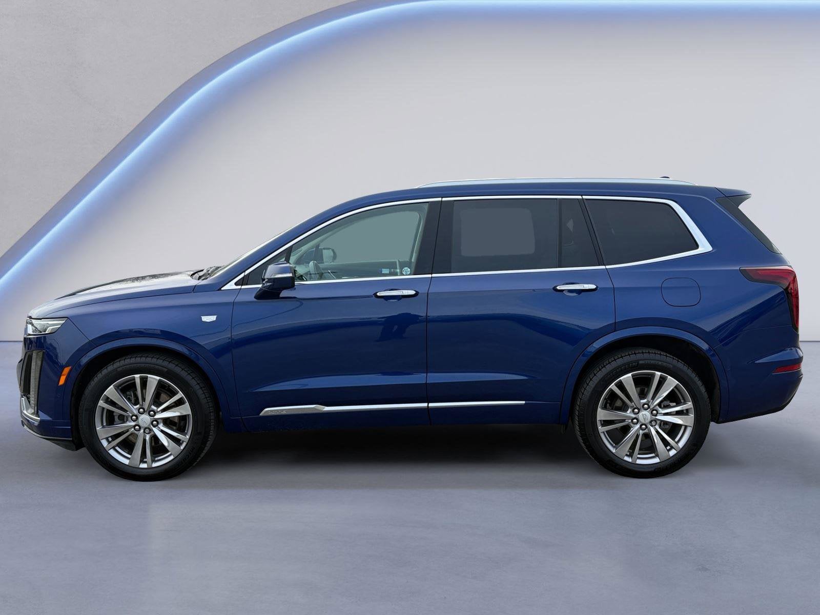 2024 Cadillac XT6 Base