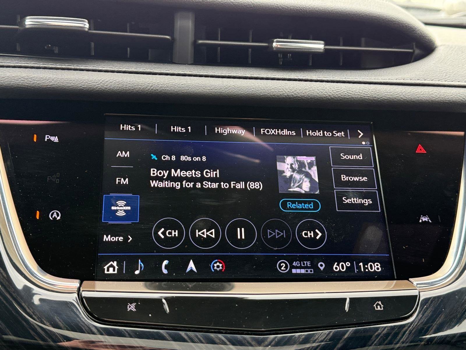 2025 Cadillac XT6 Premium Luxury