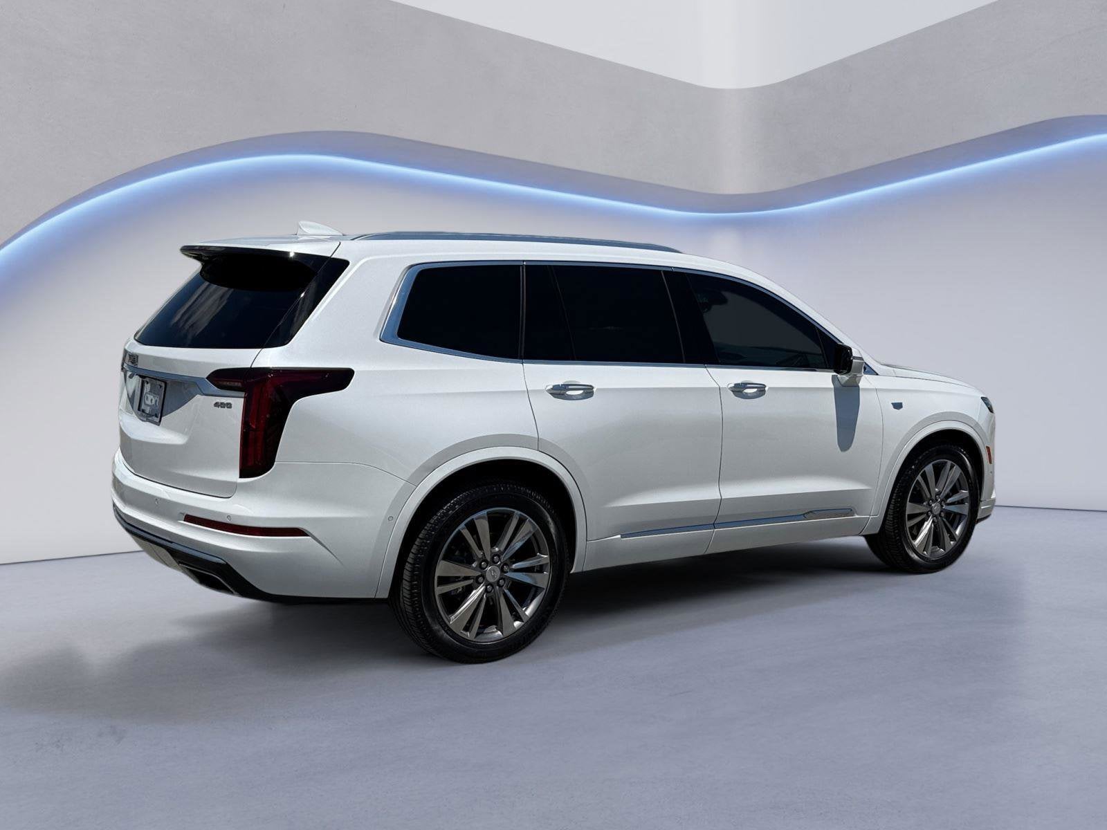 2021 Cadillac XT6 Base