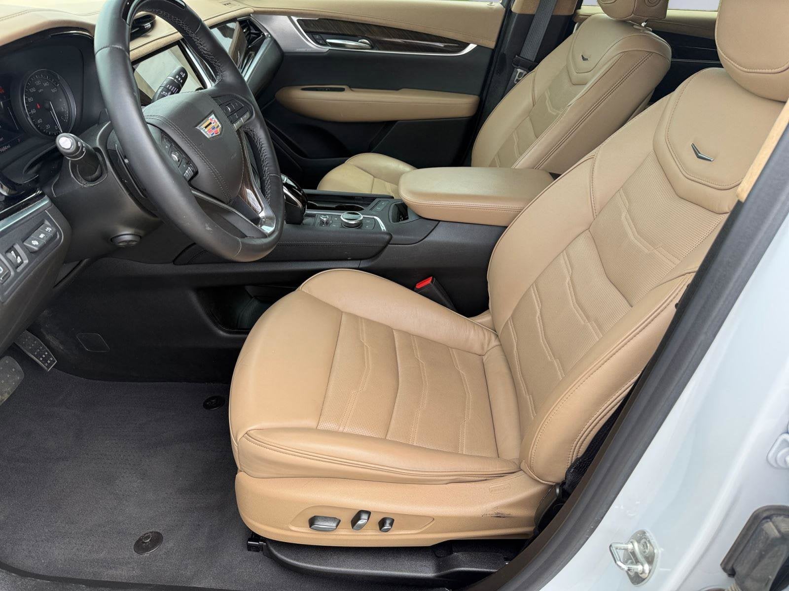 2024 Cadillac XT6 Base