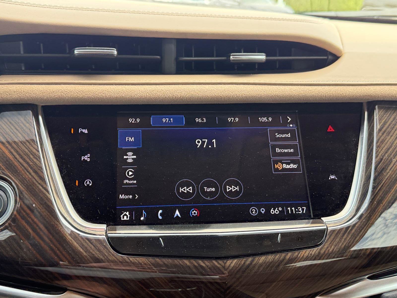 2024 Cadillac XT6 Base