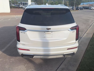 2024 Cadillac XT6 Base