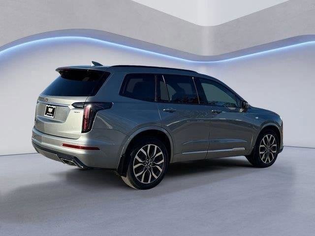 2023 Cadillac XT6 Base